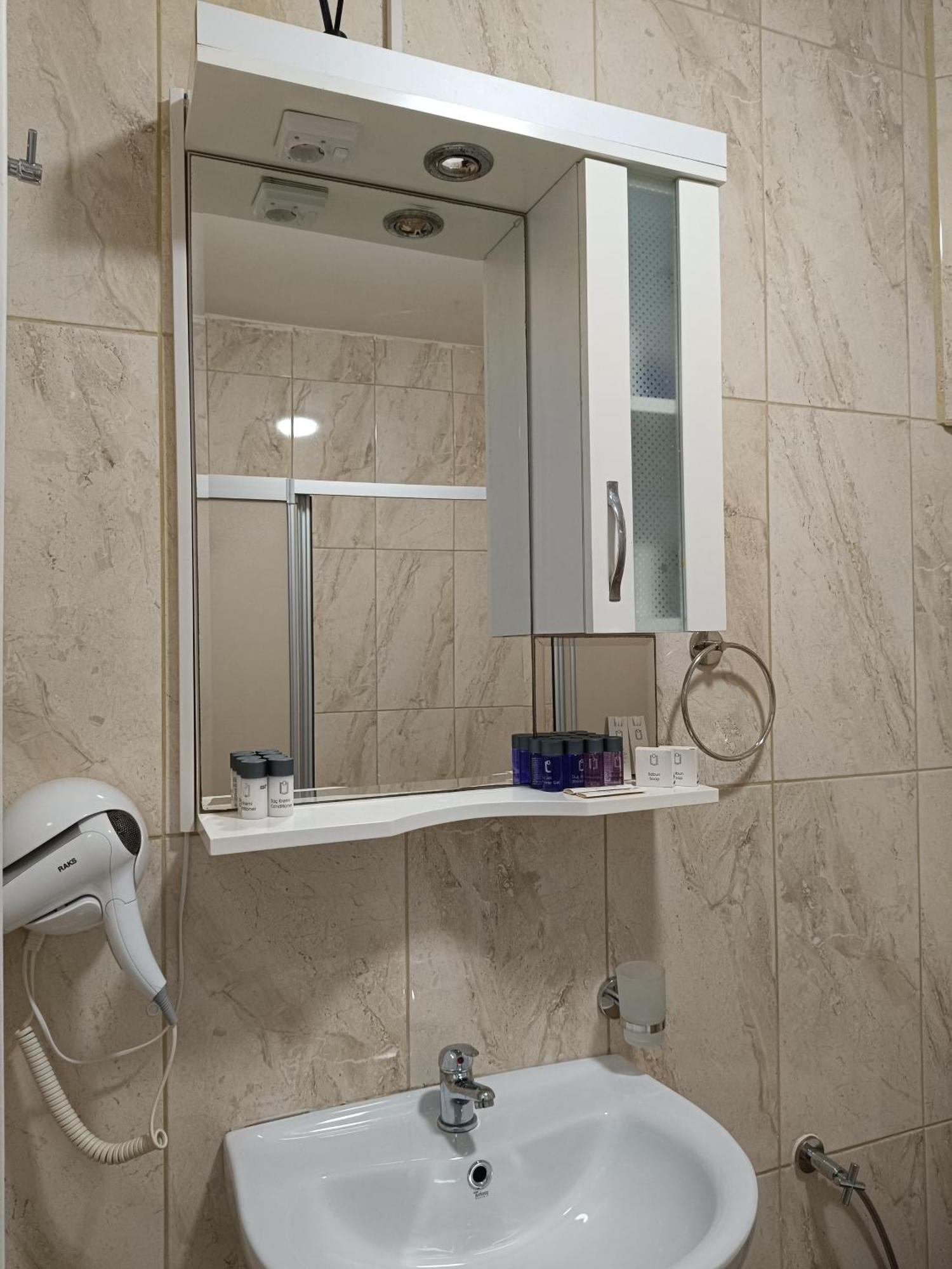 Efzen Hotel Istanbul Luaran gambar